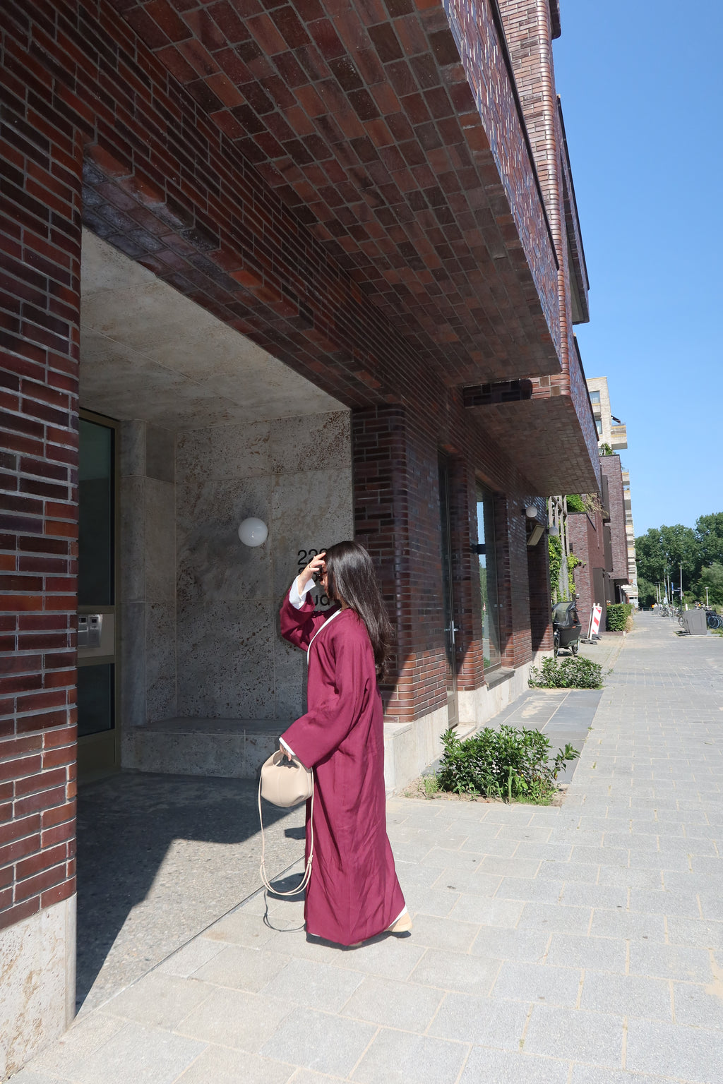 Linen Abaya | Berry